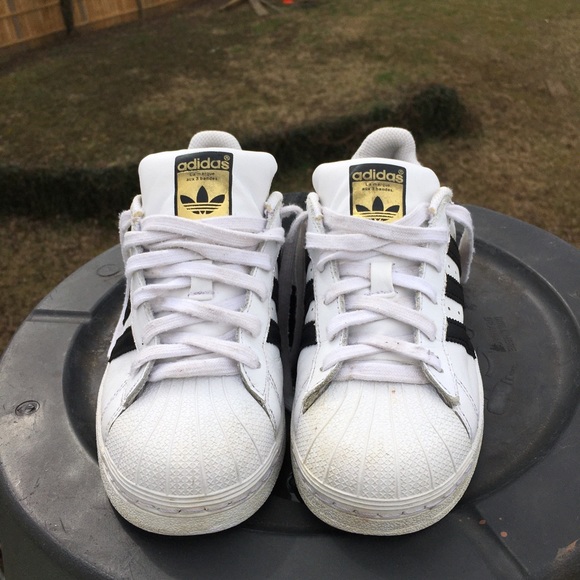 Adidas Classic Superstars - Picture 5 of 8